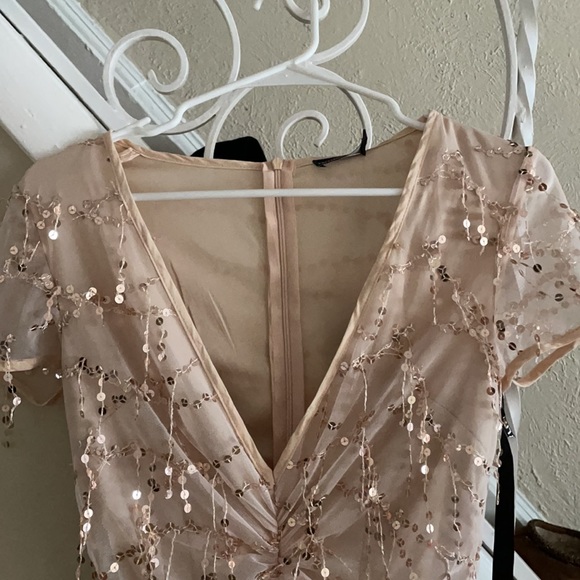 PLT nude ruched sequin dress - Picture 2 of 7